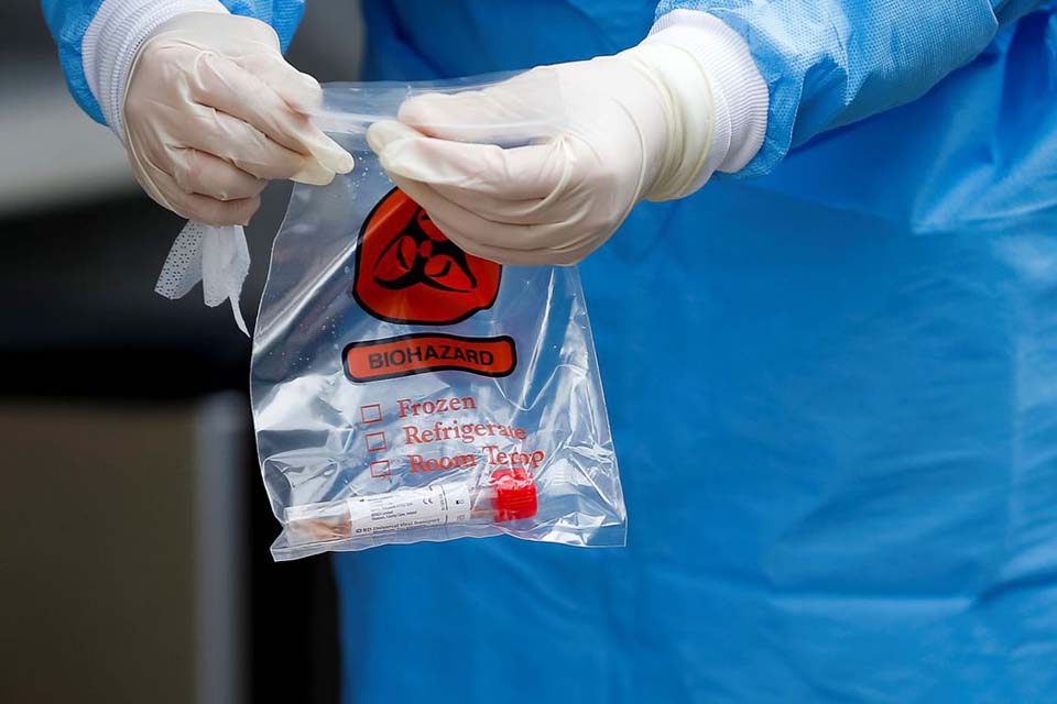 China começa a contabilizar casos assintomáticos de covid-19