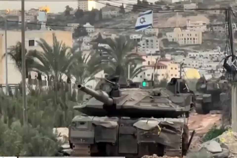 Israel e Hamas sinalizam interesse em acordo, mas moderam otimismo sobre plano de Trump