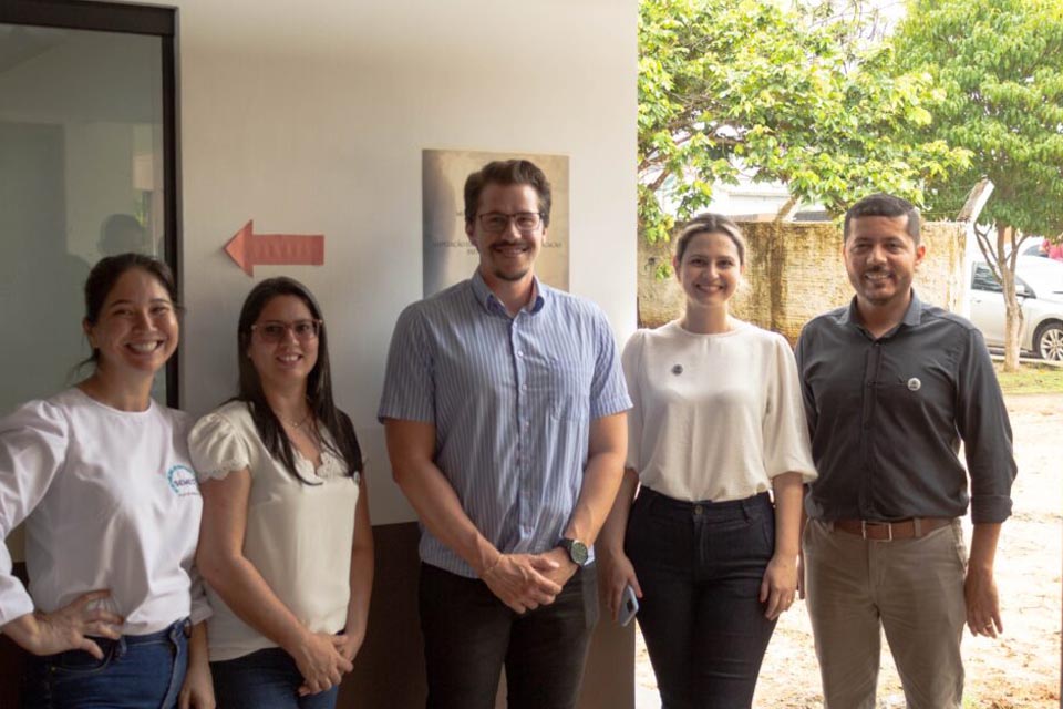 Prefeitura inaugura três novas salas de aula na Escola Infantil Menino Jesus