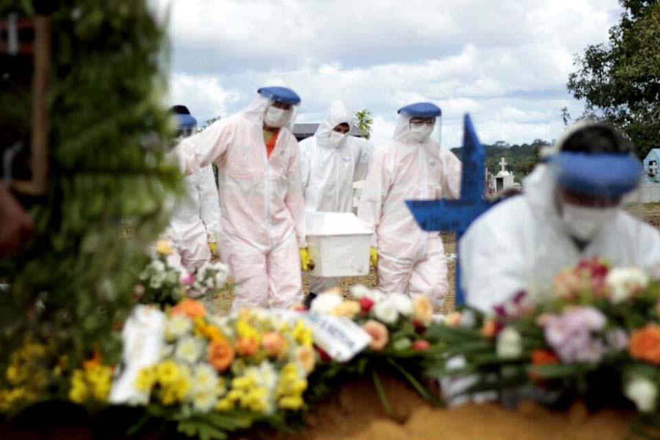 Manaus pode virar um problema de saúde pública mundial, diz cientista