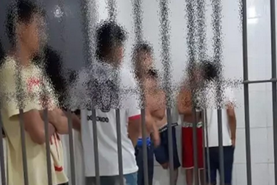 Força Tática apreende quadrilha com armas e motos roubadas no Morar Melhor