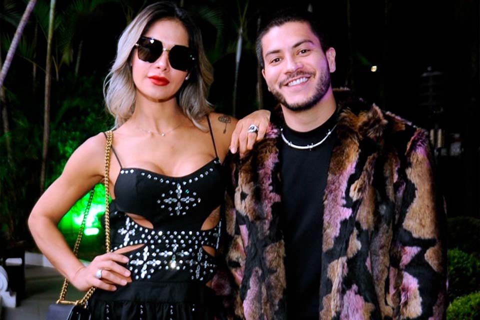 Maíra Cardi revela se reatou com Arthur Aguiar