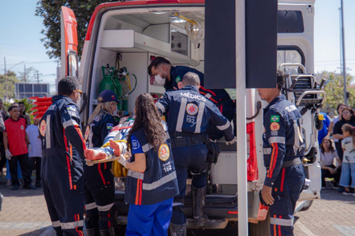 SAMU registra mais de nove atendimentos por dia envolvendo motociclistas; Sinistros com motos representaram 43,8% das ocorrências 