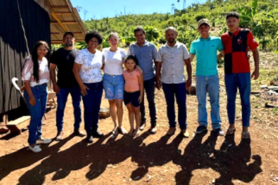 Deputada federal Sílvia Cristina se reúne com produtores rurais dos Assentamentos Margarida Alves I e II, em Nova União