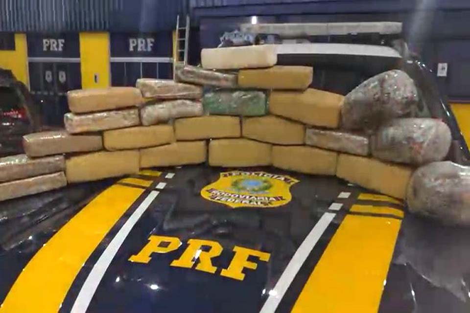 PRF apreende aproximadamente 25 kg de droga em Vilhena