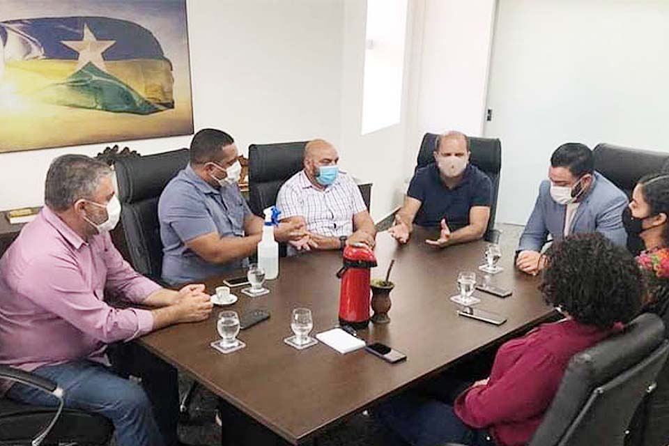 Vereador Everaldo Fogaça participa de debate na Casa Civil sobre setor produtivo