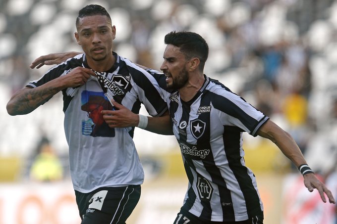 VÍDEO - Melhores Momentos de Botafogo 2 x 1 Athletico PR