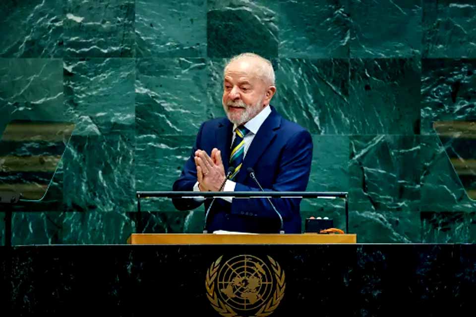 Lula anuncia novo modelo de crédito imobiliário