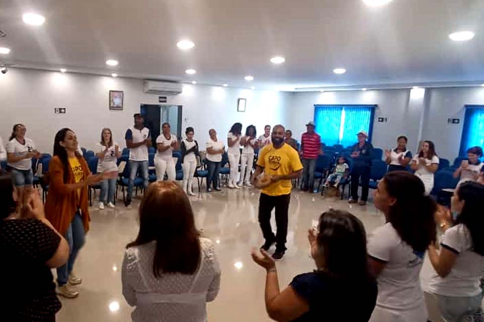Seminário sobre cuidados com os idosos foi realizado com sucesso em Jar