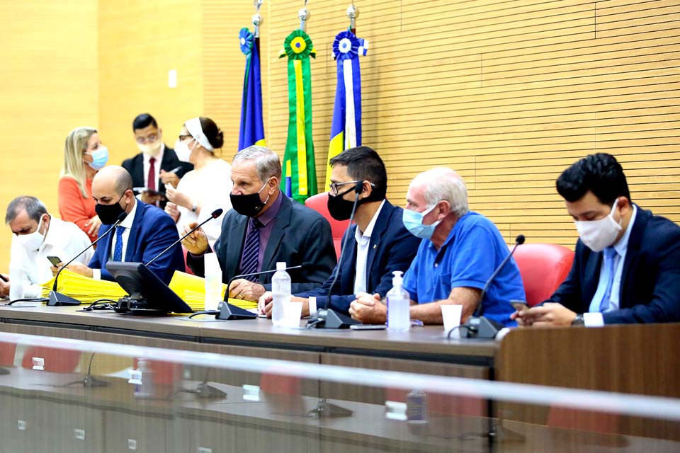 Comissão de Constituição Justiça e de Redação da Assembleia Legislativa delibera projetos