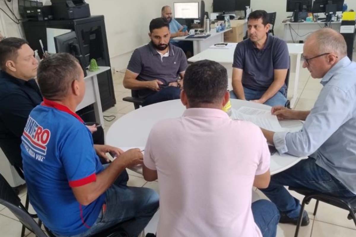 Previdência de Guajará-Mirim: Regional Mamoré e Assessoria Jurídica do SINTERO debatem proposta em reunião com o Ipreguam