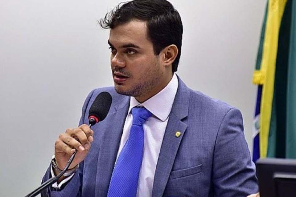 Deputado Federal Expedito Netto se reúne com superintendente do DNIT e vereadores para cobrar qualidade nas obras da BR-421