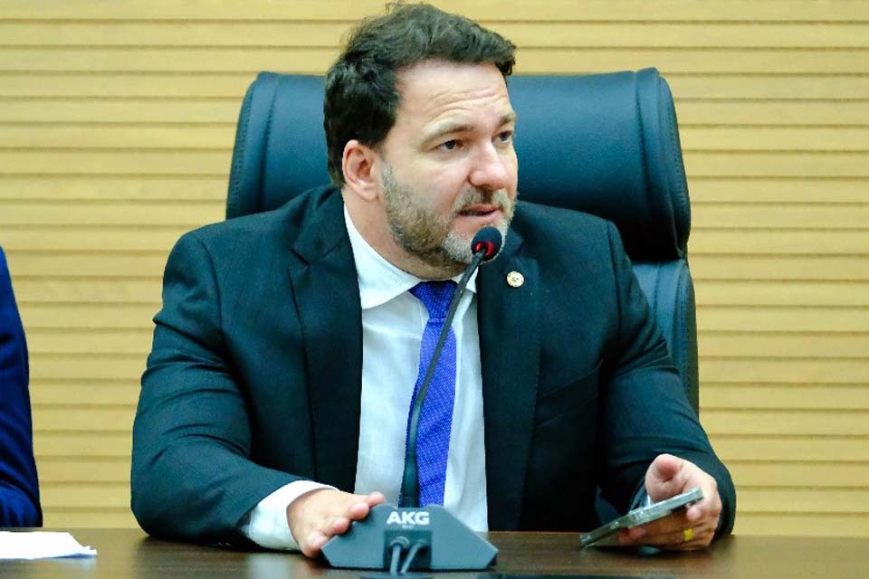 Deputado Estadual Alex Redano indica reforma do escritório da Emater em São Miguel do Guaporé