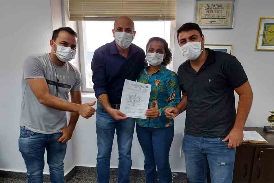 Ismael Crispin confirma recurso para atender saúde de Governador Jorge Teixeira