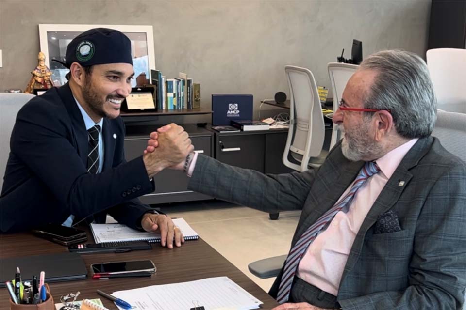 Deputado Dr. Fernando Máximo apoia a candidatura do Dr. Hiran Gallo e do Dr. Cleiton Bach no CFM