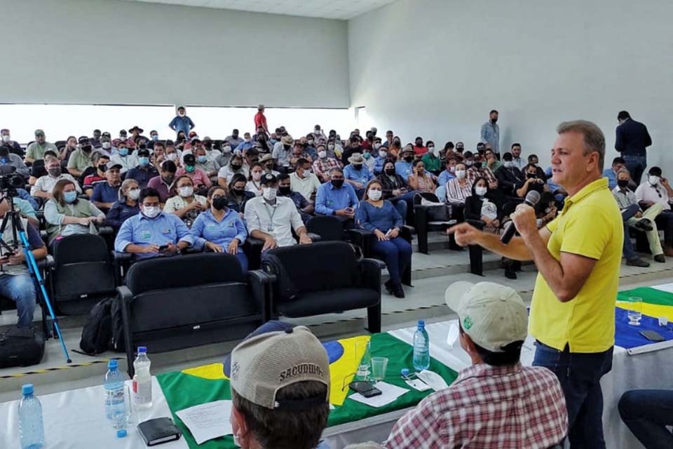 Luizinho Goebel participa da cerimônia de abertura do projeto “Integração Rural” e destaca importância do evento no desenvolvimento de propriedades rurais vilhenenses