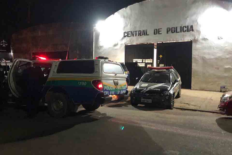 Jovem é agredida em festa por namorado e mais três mulheres 