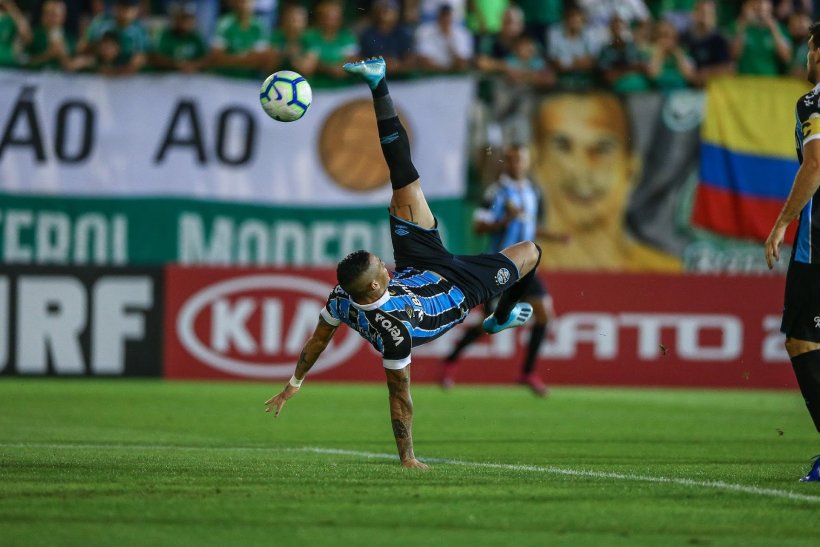 VÍDEO - Chapecoense 0 x 1 Grêmio; Melhores Momentos